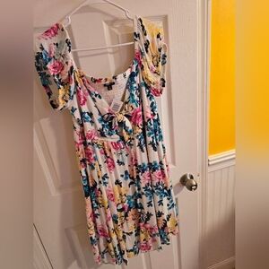 Floral Peasant Dress - New with Tags